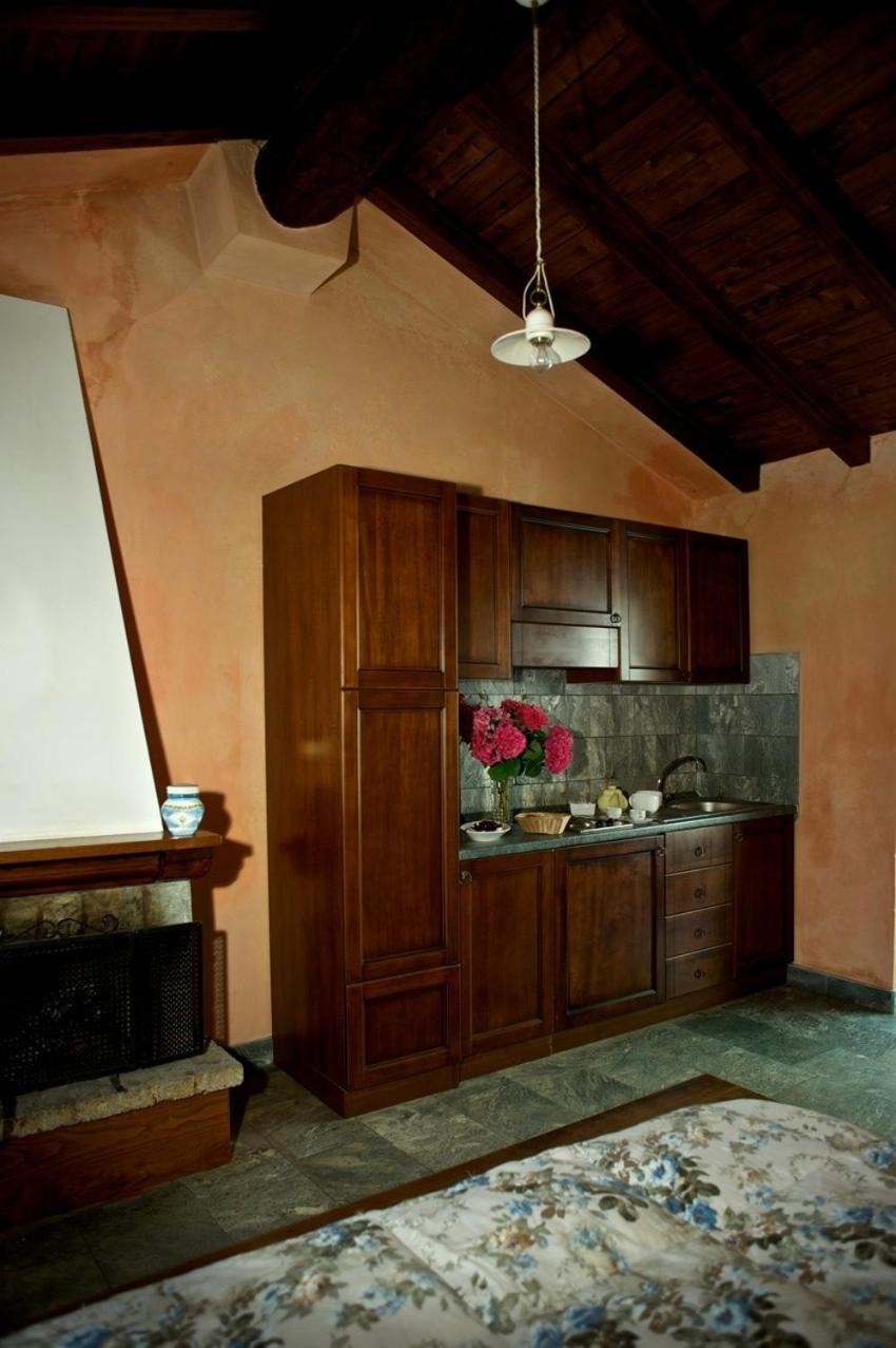 Borgo Isola Santa Guest House Exterior photo