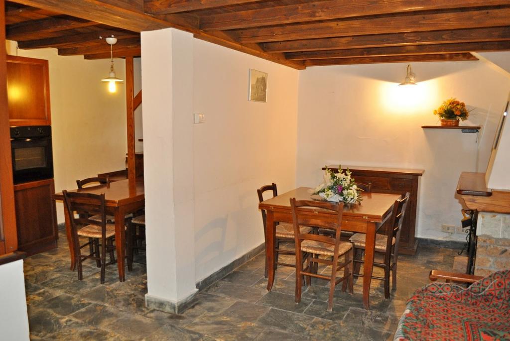 Borgo Isola Santa Guest House Exterior photo
